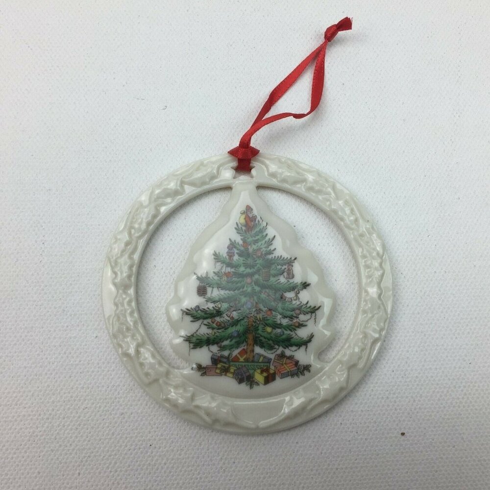 Vtg Spode Christmas Tree Porcelain Ornament White Wreath Embossed Border